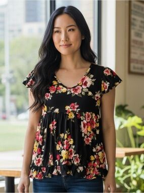 🫶🏻 Melon Buttery Soft Floral Ruffled Top NWOT